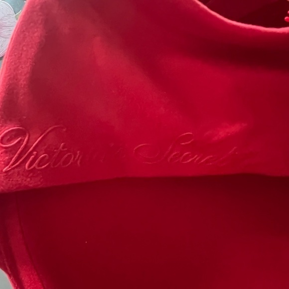 Victoria Secret Push-up Bra - Picture 12 of 12